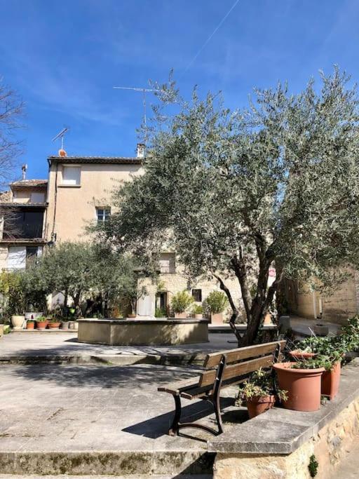 Logement Neuf, Tout Confort, Au Coeur Du Village Saint Didier  Luaran gambar