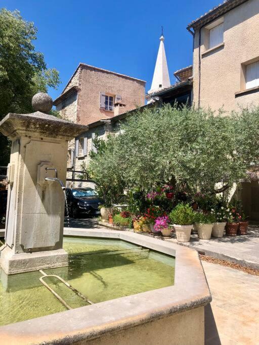 Logement Neuf, Tout Confort, Au Coeur Du Village Saint Didier  Luaran gambar