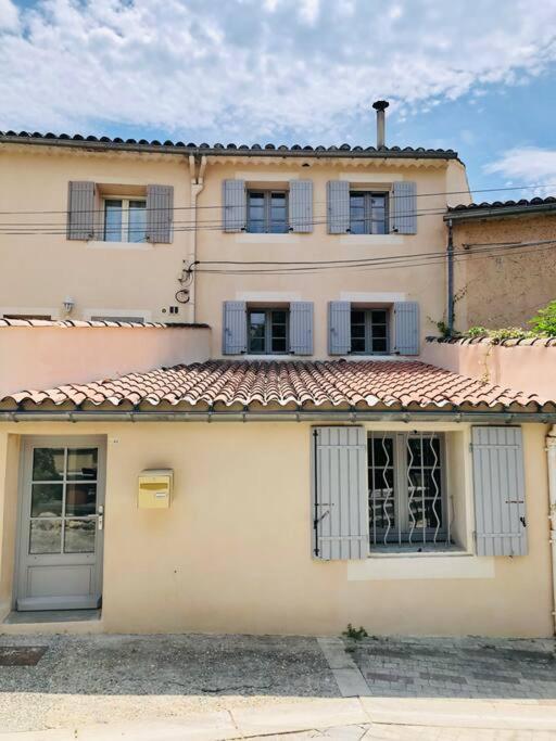 Logement Neuf, Tout Confort, Au Coeur Du Village Saint Didier  Luaran gambar