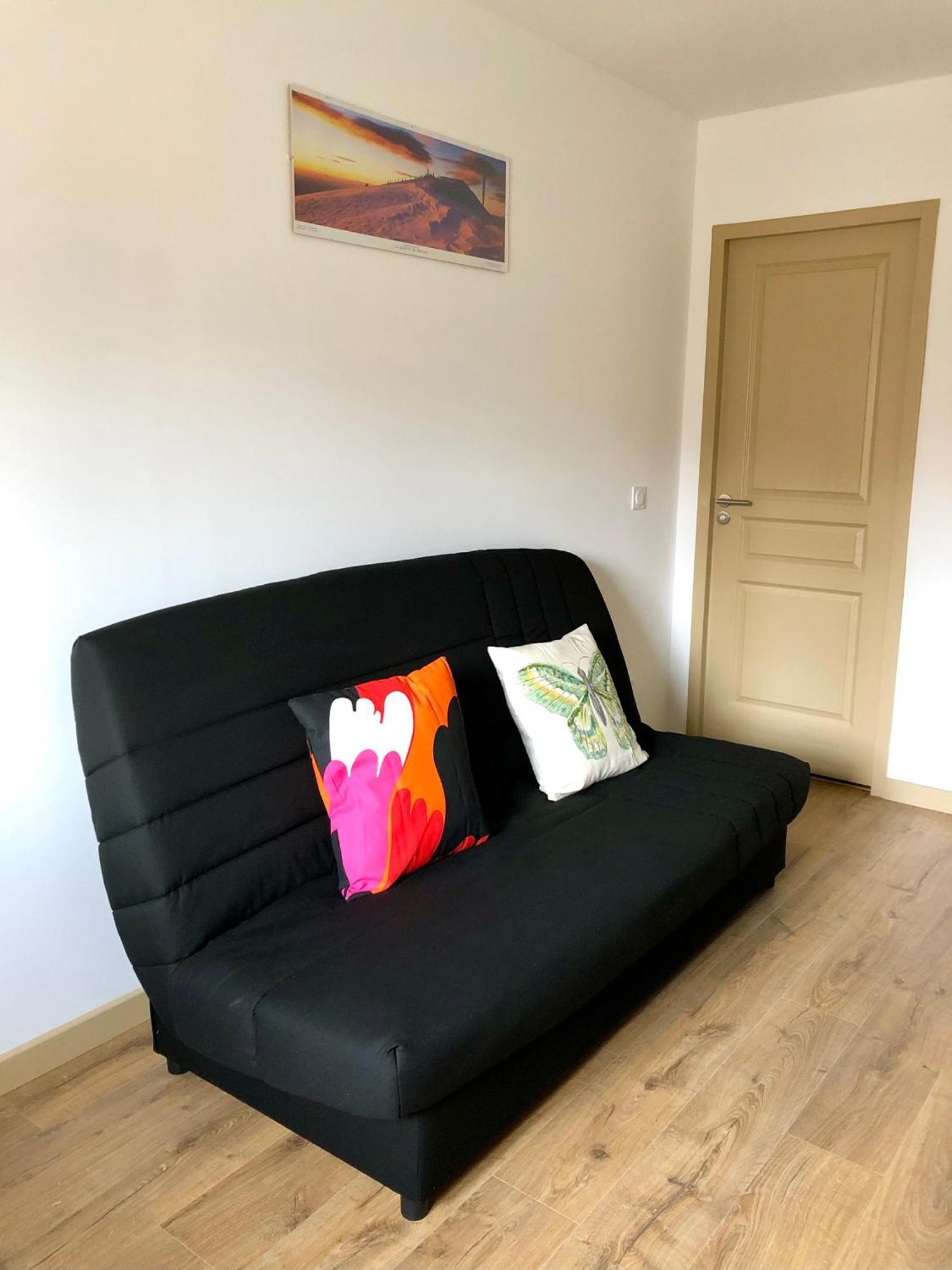 Logement Neuf, Tout Confort, Au Coeur Du Village Saint Didier  Luaran gambar
