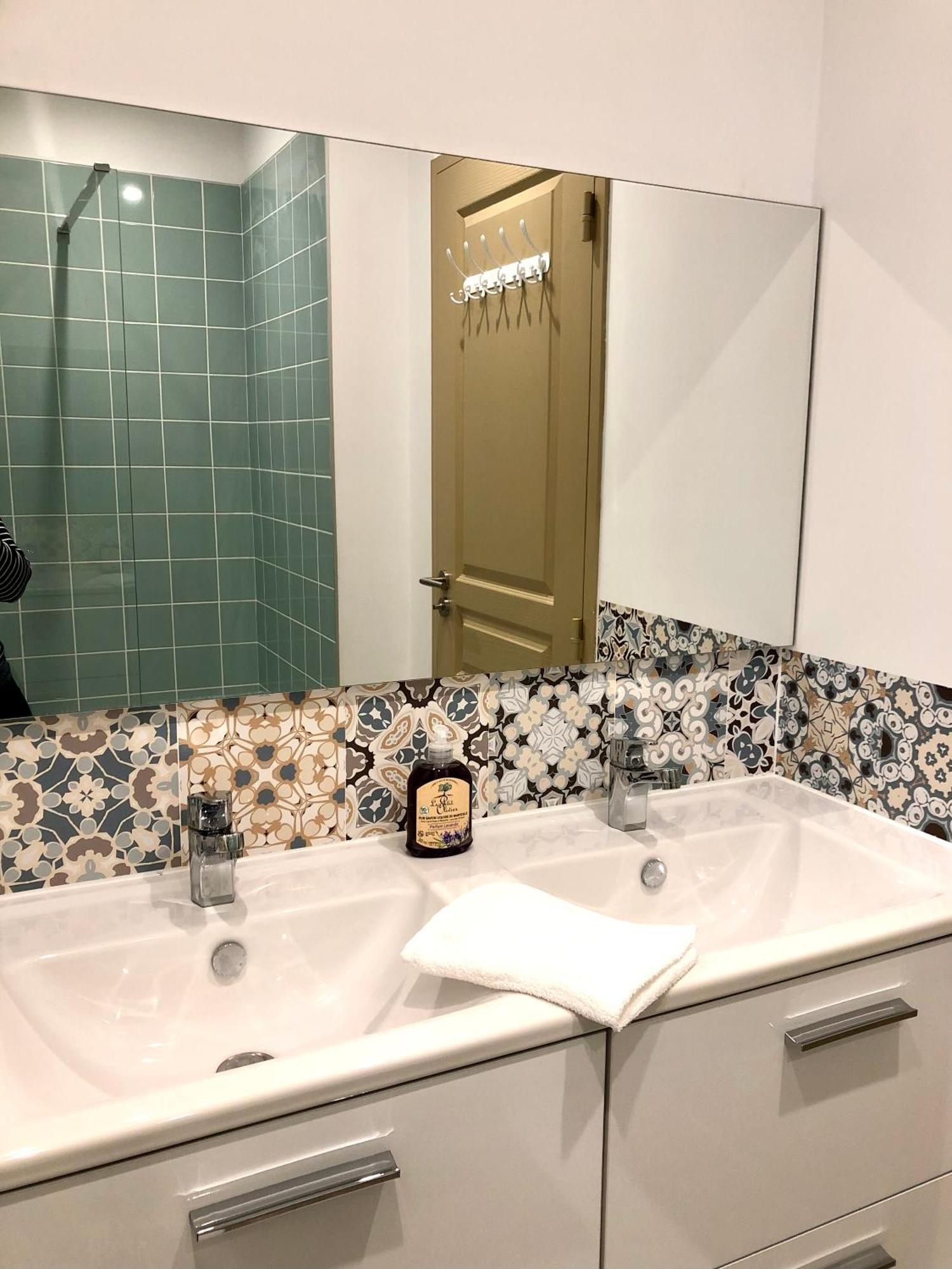 Logement Neuf, Tout Confort, Au Coeur Du Village Saint Didier  Luaran gambar